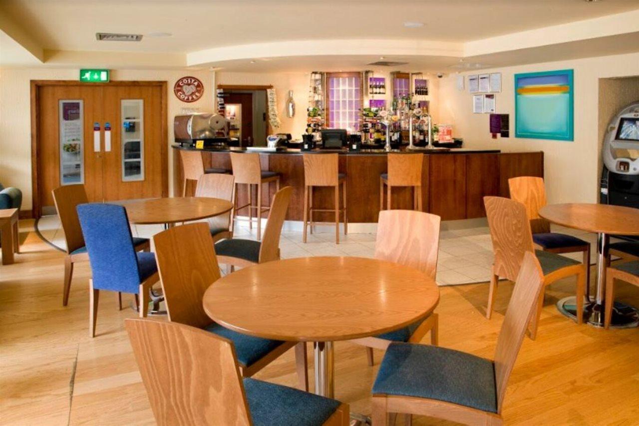 Premier Inn Stevenage Central Zewnętrze zdjęcie